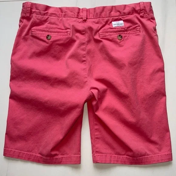 Salmon Colored Vineyard Vines Classic Cut Shorts Size 31 - Picture 3 of 4